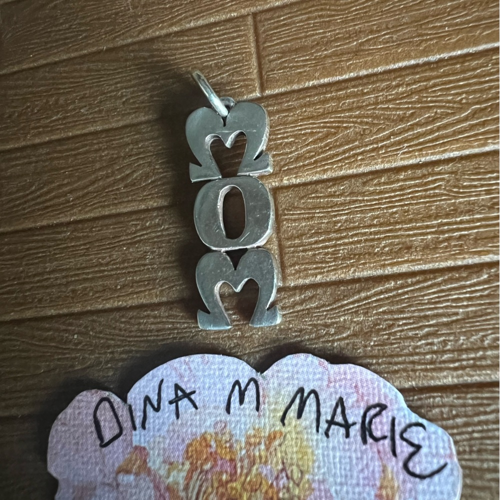 James Avery Retired MOM Charm! 925